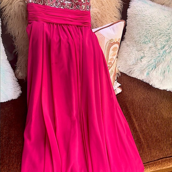 Blondie Nites strapless Pink flowy Gown - Picture 5 of 15